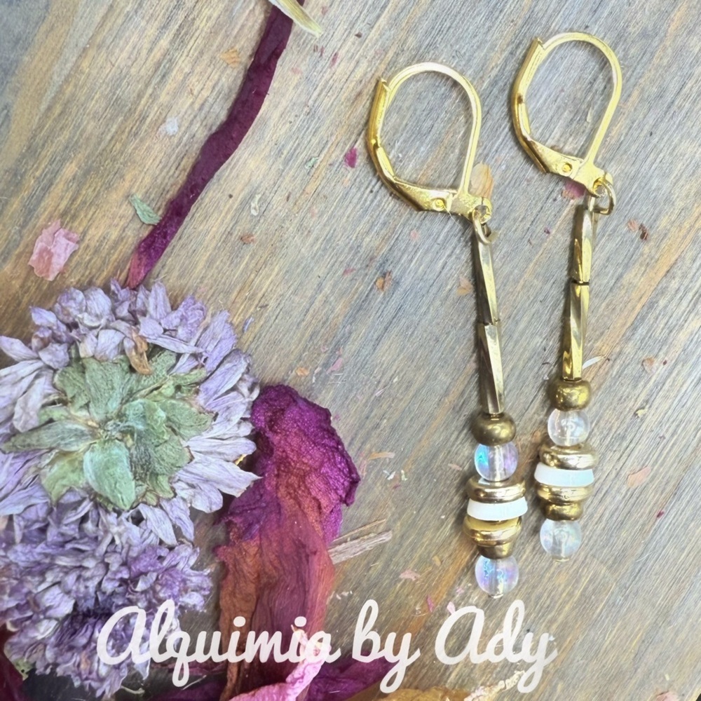 Alquimia Gold and Iridescent aura quartz Earrings